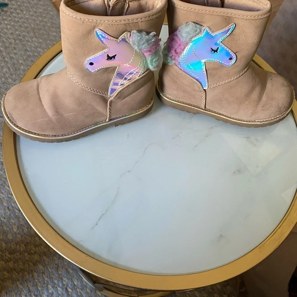 HARPER canyon unicorn boots size 7